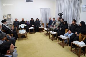 خانواده شهدای اخیر پدافند ارتش با رهبر انقلاب دیدار کردند