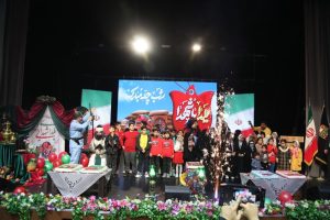 خانواده شهدا به رسم یلدا گردهم آمدند – جمهورآنلاین