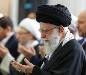نماز عید فطر راس ساعت ۸ صبح به امامت رهبر انقلاب برگزار خواهد شد