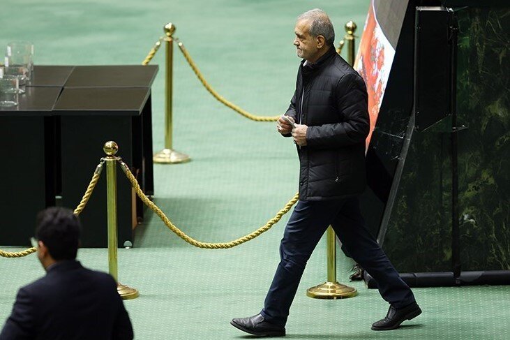 اسب زین شده با بدهی – جمهورآنلاین