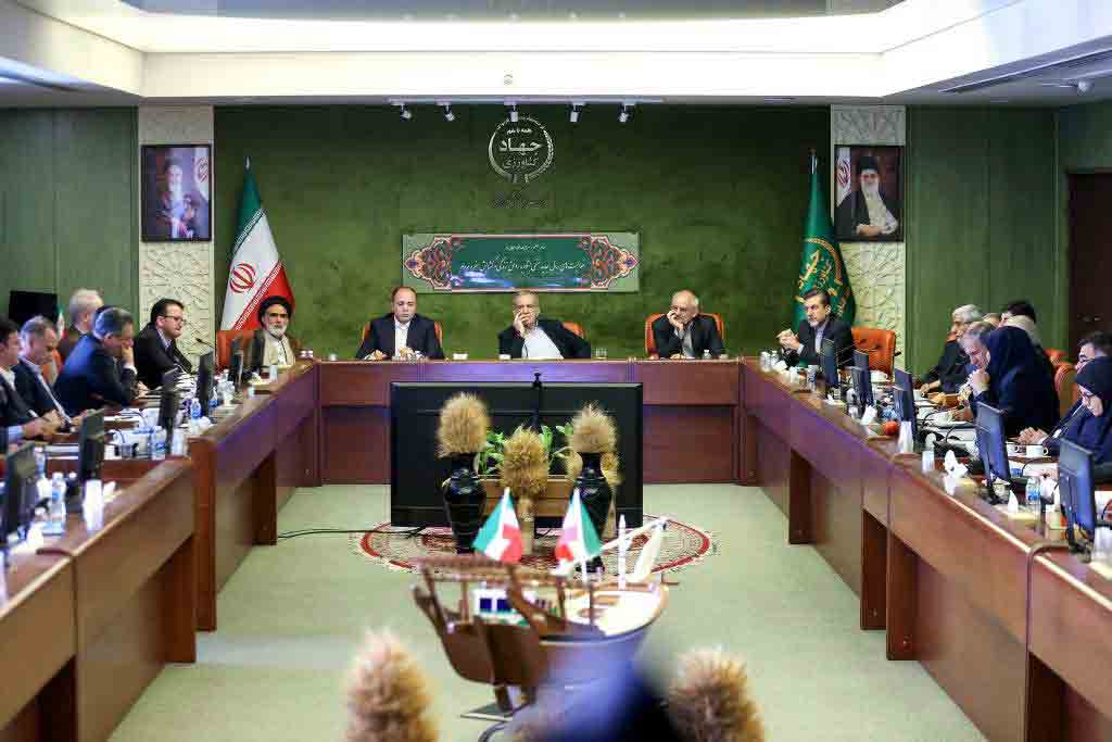 به ظرفیت‌های مشکل‌گشای مردم باور دارم؛ به مردم برای نقش‌آفرینی میدان دهید – جمهورآنلاین