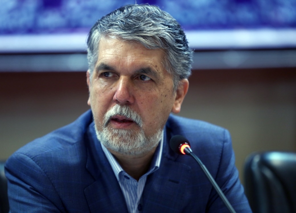 زبان فارسی از هویت ایرانی اسلامی تفکیک‌ناپذیر است