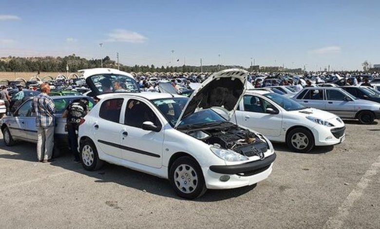 به گزارش پول  و اعتبار به نقل از صنایع خودرو: بیتاپورباقی| تصمیم اخیر مبنی بر پذیرش مشروط افزایش قیمت برخی خودروهای پرتیراژ داخلی، زنگ خطری جدی برای بازار خودرو به صدا درآورده است.