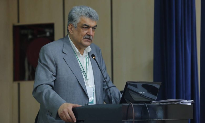 به گزارش پول و اعتبار، دبیر اولین همایش علمی تخصصی سالانه همافزایی دانش فنی راهنمایان شرکت نگین سبز خاورمیانه در مراسم افتتاحیه همایش با بیان این مطلب درباره مقدمات برگزاری همایش اظهار داشت: کارگروه اجرایی این همایش در آذرماه ۱۴۰۳ تشکیل و به دنبال آن عناوین پیشنهادی برای ارائه مقالات علمی و تخصصی تعیین شد.
