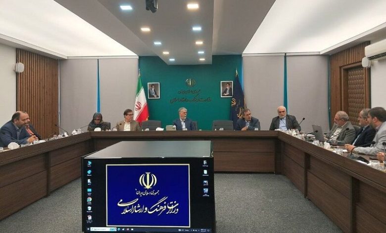سند هنرهای تجسمی سیاست‌های اجرایی هر حوزه را تعیین کند