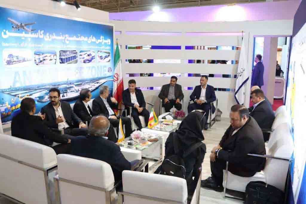 تكاپوی غرفه منطقه آزاد انزلی در هفتمین نمایشگاه بین‌المللی ایران اكسپو