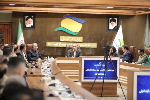 طاعتی مقدم در مراسم تجلیل از کارگران نمونه منطقه آزاد انزلی: افتخار می‌كنیم كه در خدمت كارگران و كارمندان زحمت‌كش هستیم