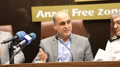 استاندار گیلان در مراسم رونمایی از خودروهای پلاک موقت منطقه آزاد انزلی: افزایش تردد خودرو پلاك منطقه باعث كاهش مصرف سوخت، آلودگی هوا، و افزایش ایمنی جاده‌های استان می‌شود