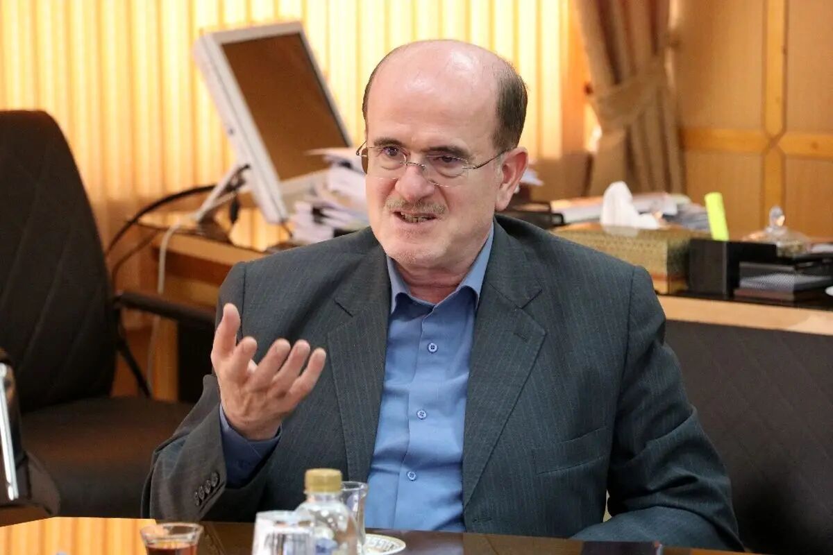 برخی از فعالان سیاسی خلاف جهت آب شنا می‌کنند – جمهورآنلاین