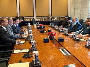 دیدار دبیر شورای‌عالی مناطق آزاد با وزیر تجارت پاکستان در جریان سفر رئیس‌جمهور به اسلام‌آباد – جمهورآنلاین