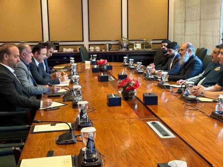 دیدار دبیر شورای‌عالی مناطق آزاد ایران با وزیر تجارت پاکستان – جمهورآنلاین