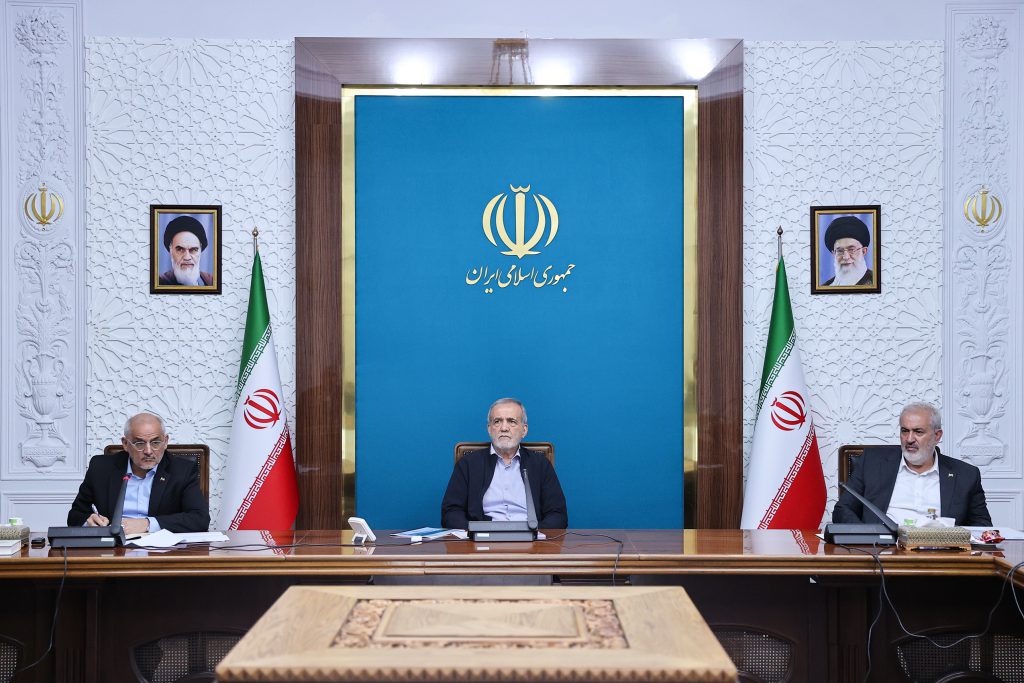 با مدیریت صحیح، پروژه‌های نیروگاه‌های تجدیدپذیر بدون فشار ارزی اجرا می‌شوند – جمهورآنلاین