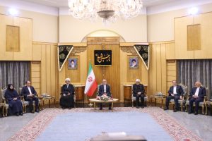 همکاری با کشورهای همسو، راهی برای رفع محدودیت‌ها و دستیابی به توسعه است – جمهورآنلاین