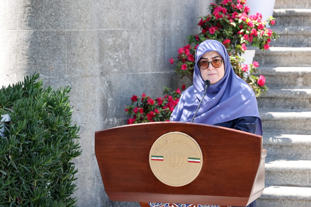 همه بایدبرای تقویت انسجام اجتماعی تلاش کنیم/اظهارنظر احزاب نشانه زنده بودن جامعه – جمهورآنلاین