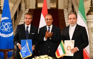 جلسه اضطراری کمیسیون امنیت ملی مجلس امروز با وزیر امورخارجه برگزار می‌شود