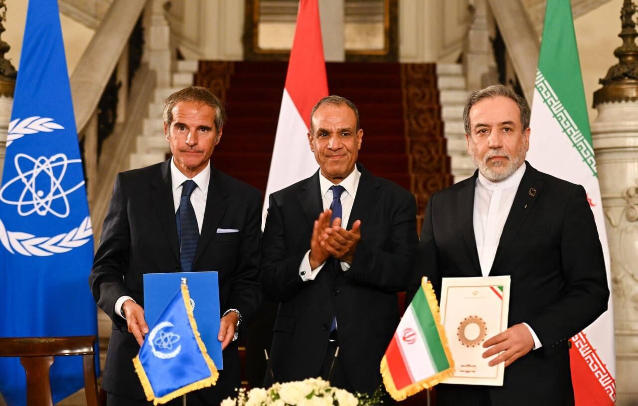 جلسه اضطراری کمیسیون امنیت ملی مجلس امروز با وزیر امورخارجه برگزار می‌شود