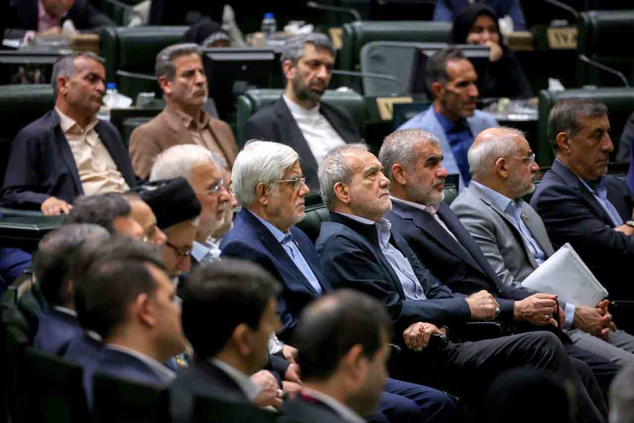 استفاده از همه ظرفیت‌های مجلس برای کمک به دولت – جمهورآنلاین