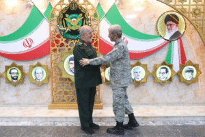 سرلشکرحاتمی: به کوچک‌ترین تعرض دشمنان پاسخی پشیمان کننده می‌دهیم – جمهورآنلاین