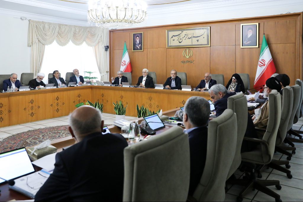 مسیر ملت ایران، ایستادگی و عزتمندی در برابر زورگویان است – جمهورآنلاین