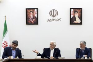 تخصیص ۴۰ میلیون دلار برای حل مشکل کاغذ مطبوعات و نشر – جمهورآنلاین