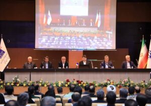 تلاش دولت بر توسعه عدالت ارتباطی در همه روستا‌ها و شهر‌هاتلاش دولت بر توسعه عدالت ارتباطی در همه روستا‌ها و شهر‌ها