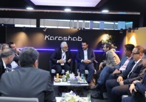 مدیران عامل بانک صادرات ایران و ایرانسل تفاهم‌نامه همکاری امضا کردند + عکس