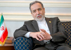  تکرار ادعاهای بی پایه، مشکلی را حل نمی‌کند