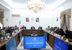 باید زنجیره تأمین و تولید کالاهای اساسی به عهده بخش خصوصی باشد – جمهورآنلاین