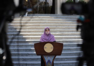 تمام اعضای دولت به پویش “بساز مدرسه” پیوستند