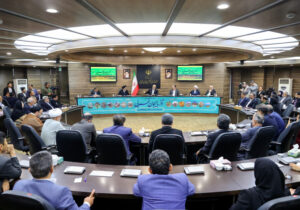 کشور نمی‌تواند بر اساس سلیقه یا نسخه‌های تک‌بعدی اداره شود