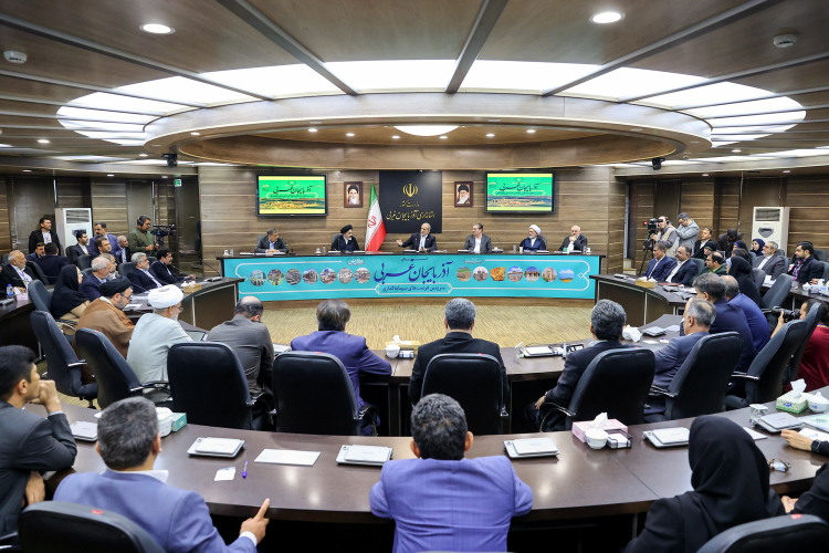 کشور نمی‌تواند بر اساس سلیقه یا نسخه‌های تک‌بعدی اداره شود