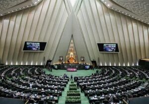 ساعات کار کارکنان ۴۴ ساعت تعیین شد