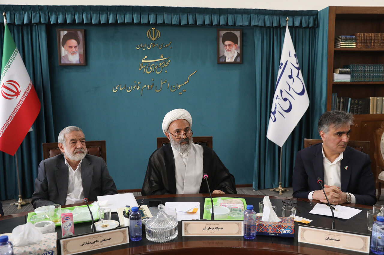 انحلال بانک آینده، نقطه آغاز حرکت اصلاحی در نظام بانکی کشور