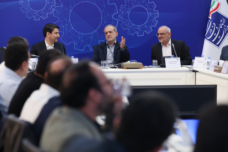 ساختار آموزش کشور را متحول خواهیم کرد تا پایه‌های استقرار اقتصاد دانش‌بنیان تقویت شود