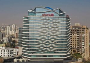 اعتماد دوباره سرمایه‌گذاران به جریان پایدار ارز / بانک گردشگری پیشتاز جذب نقدینگی ارزی