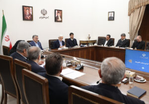 عقب ماندگی در تکمیل برنامه سلامت الکترونیک باید جبران شود