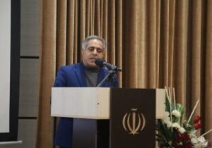 مدرسه سنگی و کانکسی بدون یک وسیله گرمایشی ، بیخ گوش شیراز