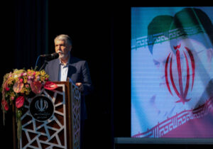 دولت باید همانند شورای اقتصاد، شورای فرهنگ و هنر داشته‌باشد