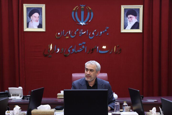 کارکرد صندوق های ارزی مشابه «صندوق درآمد ثابت» است