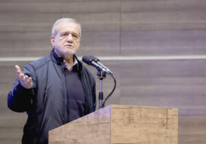 کسانی که جهان را به صحنه قتل و غارت تبدیل کرده‌اند، امروز ژست انسان‌دوستی می گیرند