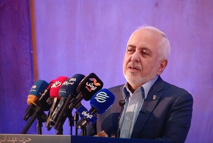 دنیای امروز، دنیای ائتلاف‌های موضوعی است/ ضرورت رها شدن از زندان گذشته