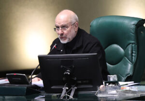 هدف بودجه باید ایجاد ثبات اقتصادی در کشور باشد