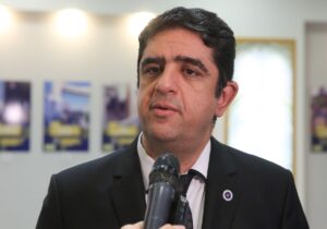 حذف رانت ارزی باید به امضاهای طلایی پایان دهد/ مهار تورم اولویت دولت باشد