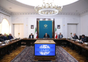 افزایش سرمایه‌گذاری صنعت داروسازی برنامه‌های دولت برای تقویت زنجیره تولیددارو است