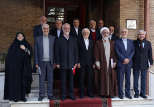 عارف: آمادگی نظامی و اقتصادی دولت نسبت به جنگ ۱۲ روزه افزایش زیادی داشته