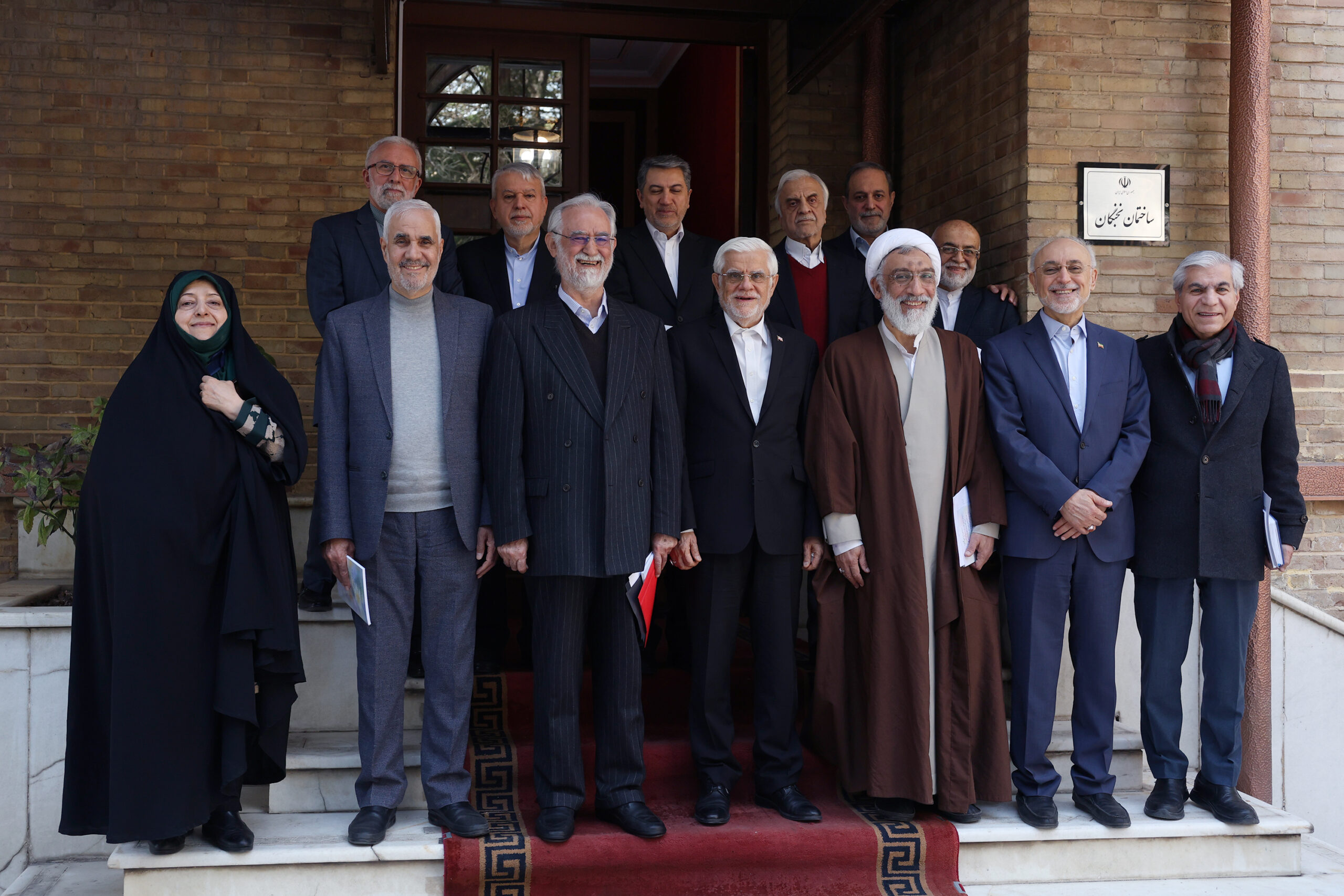 عارف: آمادگی نظامی و اقتصادی دولت نسبت به جنگ ۱۲ روزه افزایش زیادی داشته