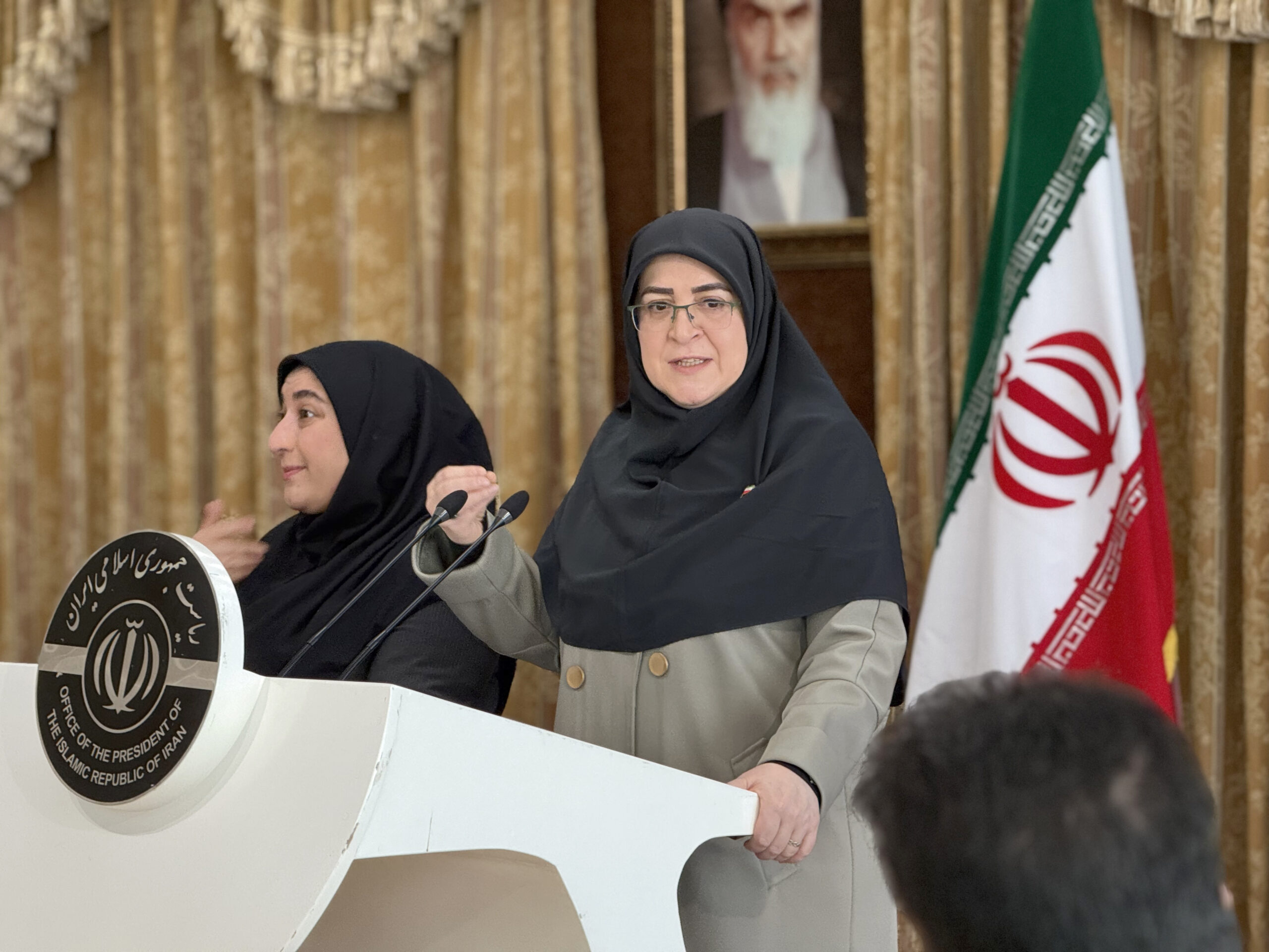 دیپلماسی و بازدارندگی، دو راهبرد در جهت حفظ عزت ملی و تأمین منافع ملی هستند