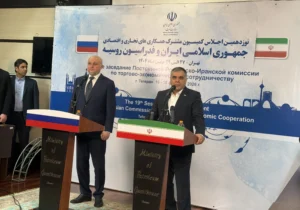 واگذاری توسعه یکی از میادین نفتی به روسیه/ اجرای راه‌آهن رشت-آستارا از ماه آوریل