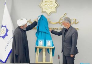 شناساندن ابعاد مختلف شخصیت رهبر شهید انقلاب، وظیفه‌ای ضروری است