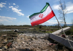 شاعران پارسی‌گو در ستایش ایستادگی ایران سرودند